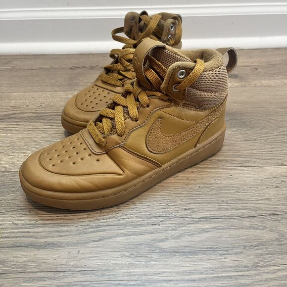 nike court borough wheat
